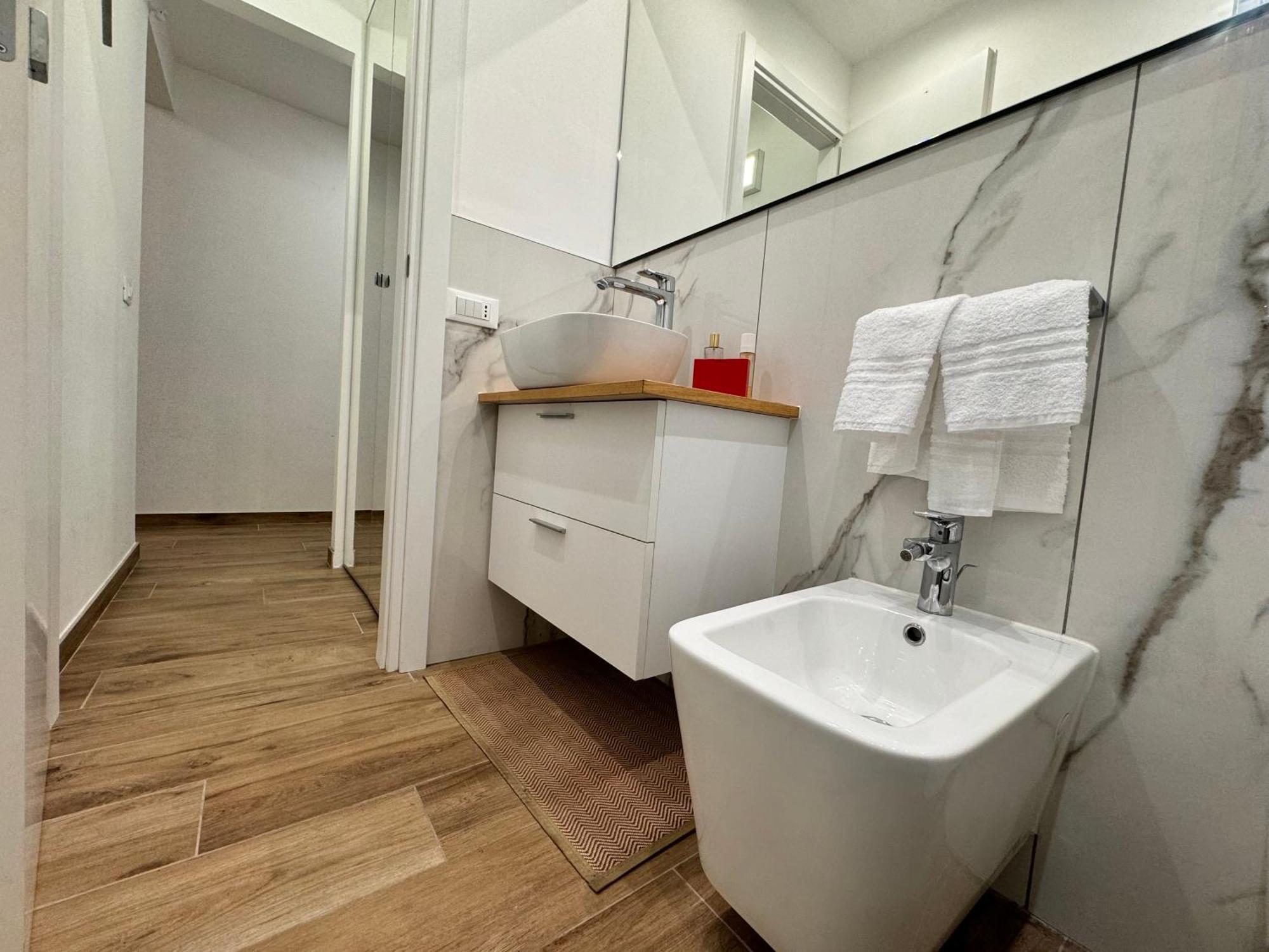 Casa Di Meg Appartamento A Milano Vicino Ai Navigli Exterior foto